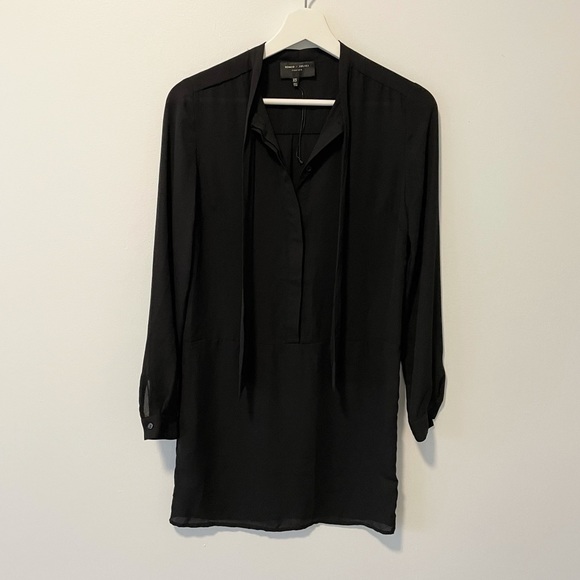Romeo + Juliet Couture Black Sheer Tunic Blouse - Picture 12 of 12